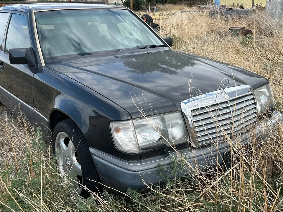 1993 Mercedes-Benz W124 E-Class - Image 2 of 6