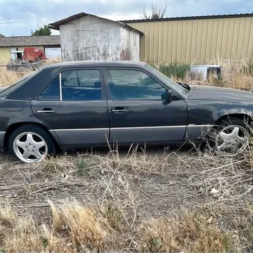 1993 Mercedes-Benz E320 AMG