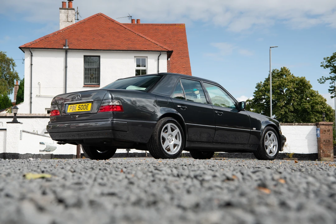 1993 Mercedes-Benz W124 E-Class - Image 16 of 31