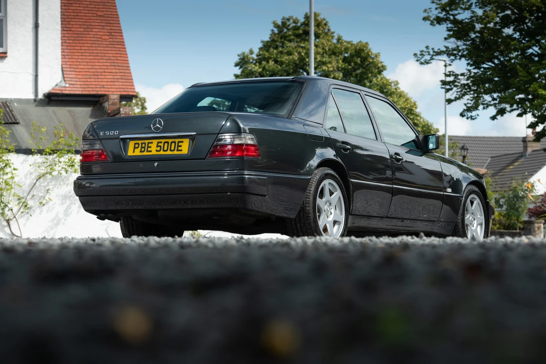 1993 Mercedes-Benz W124 E-Class - Image 8 of 31