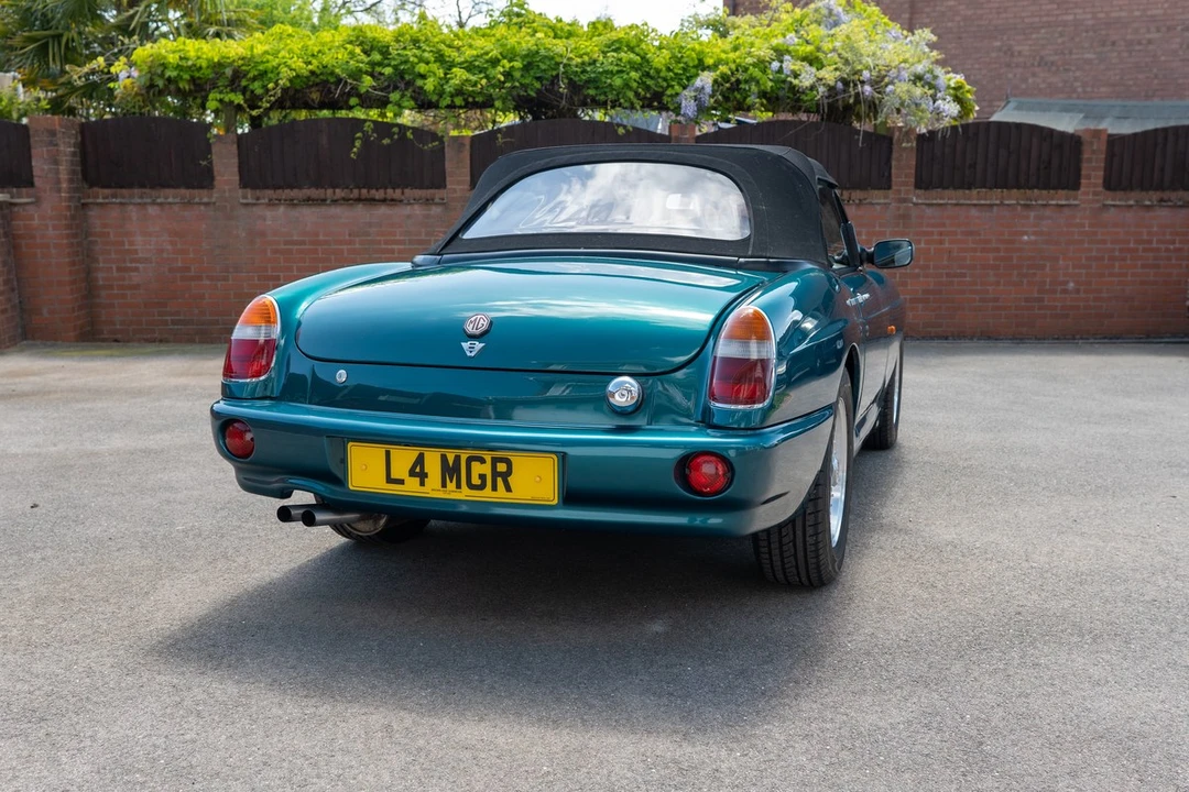 1993 MG RV8 - Image 25 of 30