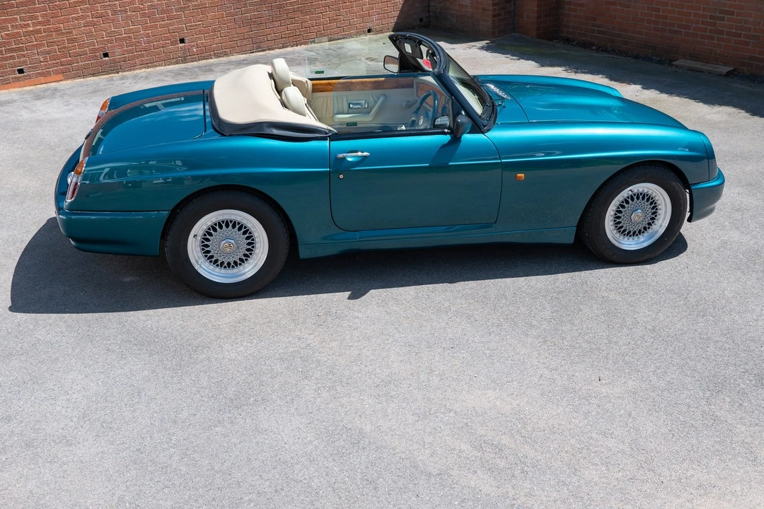 1993 MG RV8 - Image 7 of 30