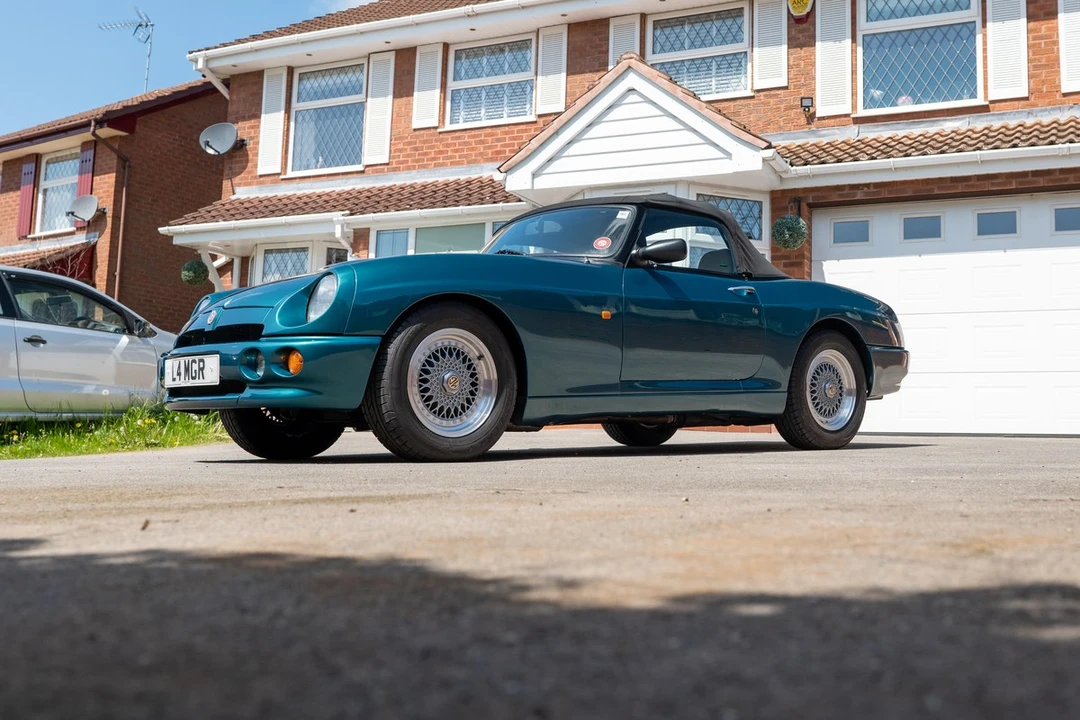 1993 MG RV8 - Image 14 of 30