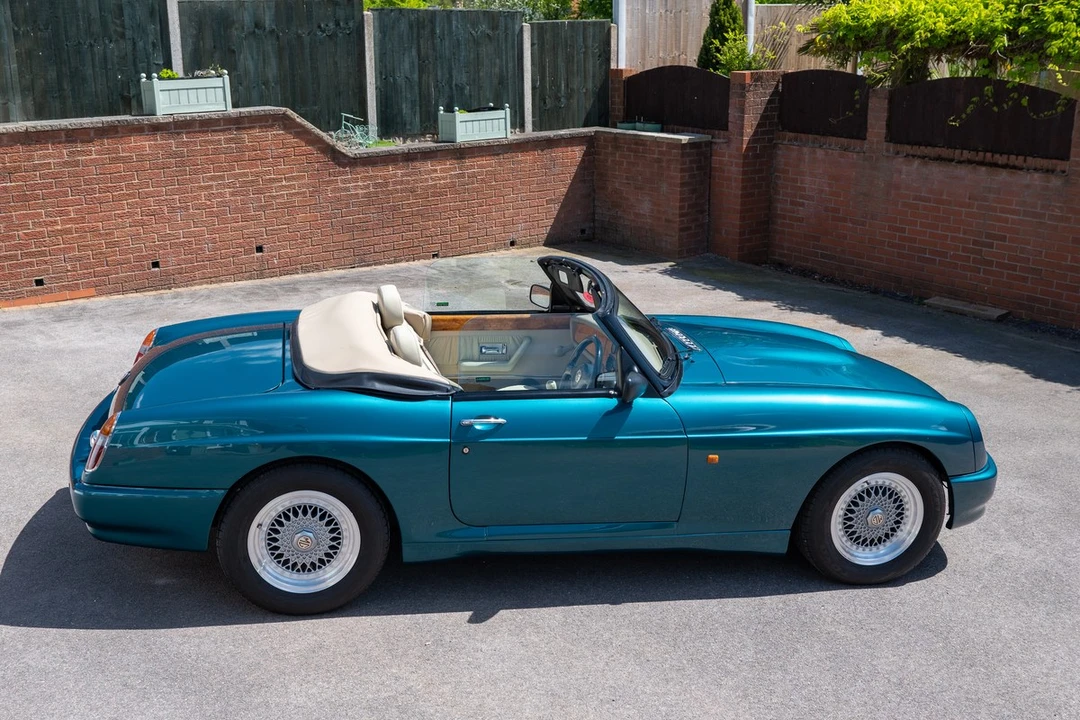 1993 MG RV8 - Image 6 of 30