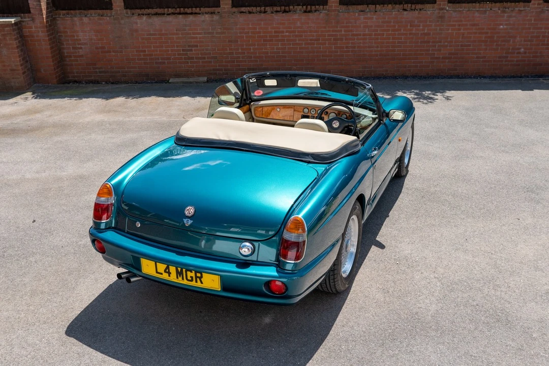 1993 MG RV8 - Image 9 of 30