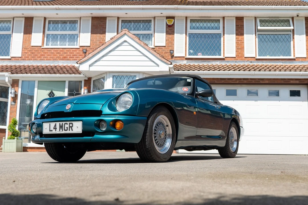 1993 MG RV8 - Image 13 of 30