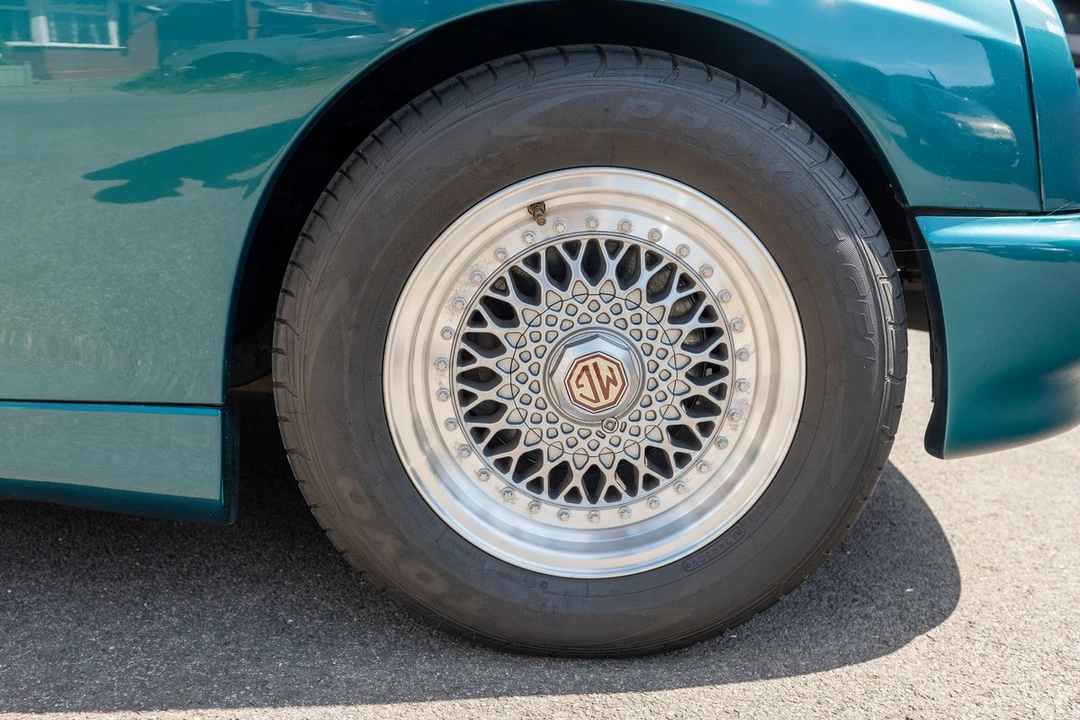 1993 MG RV8 - Image 30 of 30
