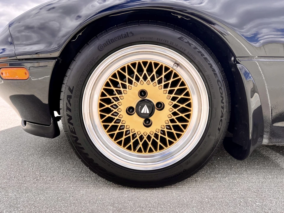 1993 Mazda NA MX-5 Miata - Image 28 of 31