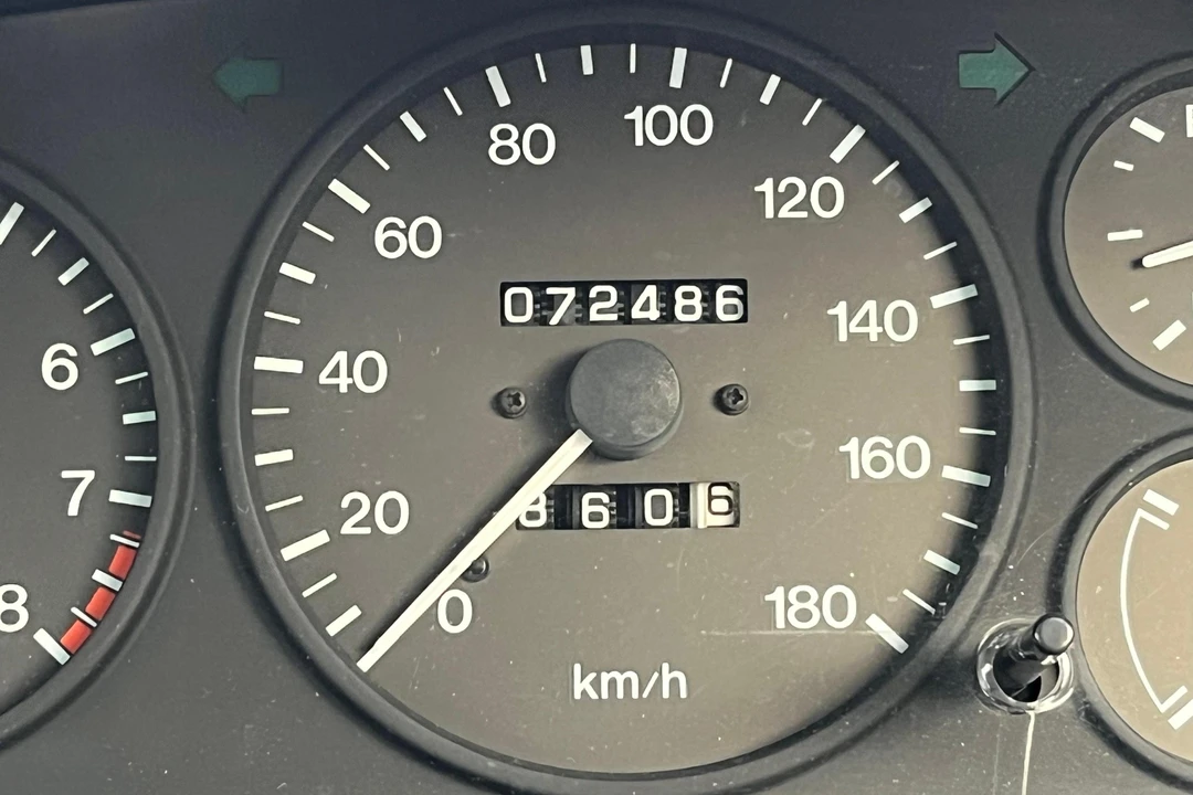 1993 Mazda Lantis - Image 24 of 24