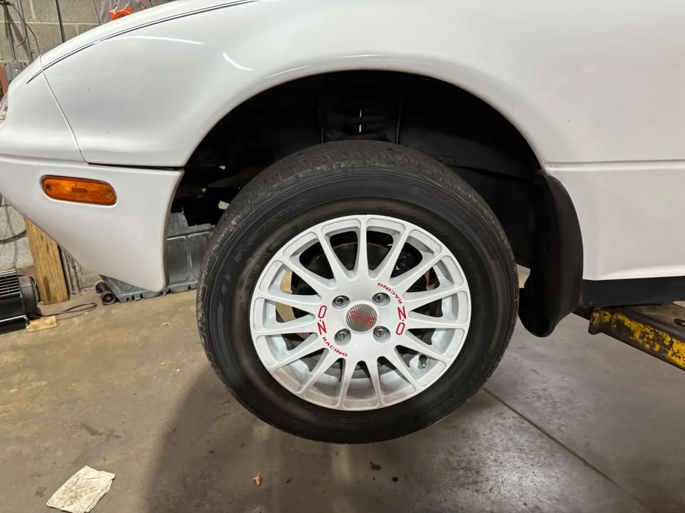 1993 Mazda NA MX-5 Miata - Image 18 of 20
