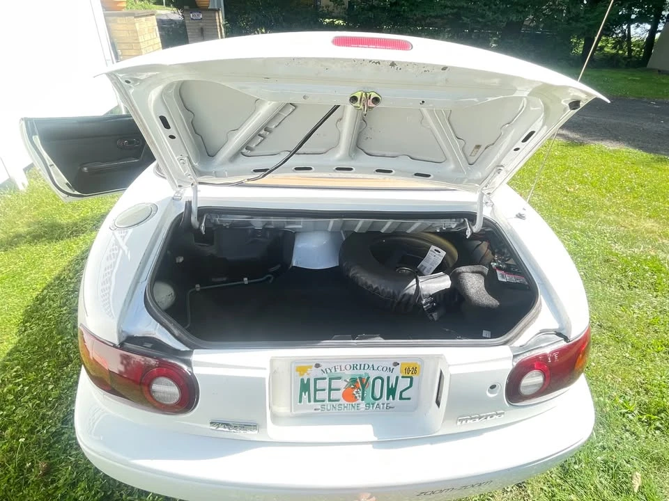 1993 Mazda NA MX-5 Miata - Image 5 of 20