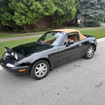 1993 Mazda MX-5 Miata Club Convertible 2D