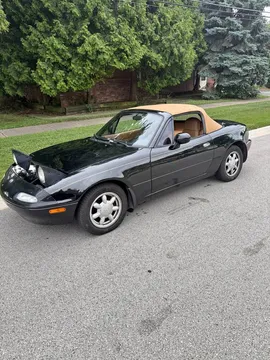 1993 Mazda MX-5 Miata Club Convertible 2D