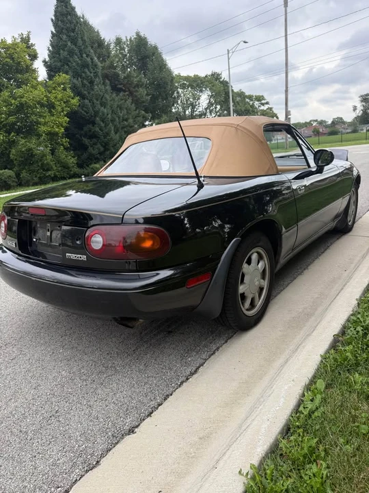 1993 Mazda NA MX-5 Miata - Image 5 of 9