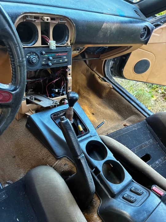 1993 Mazda NA MX-5 Miata - Image 12 of 16