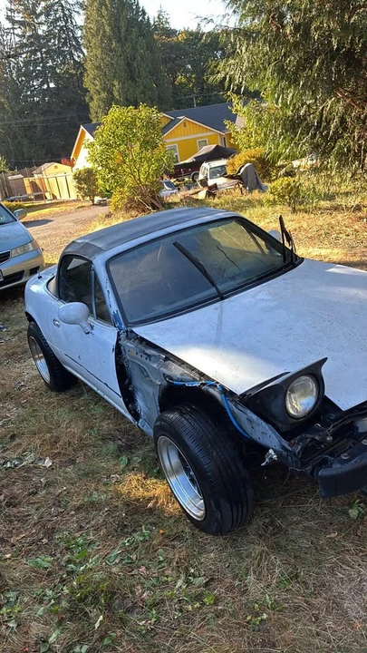1993 Mazda NA MX-5 Miata - Image 9 of 16