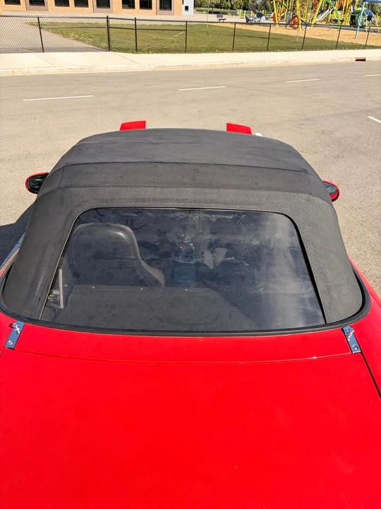 1993 Mazda NA MX-5 Miata - Image 8 of 11