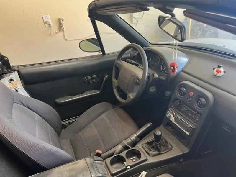 1993 Mazda NA MX-5 Miata - Image 3 of 3