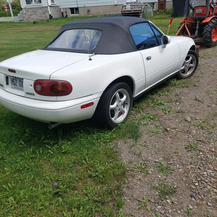 1993 Mazda NA MX-5 Miata - Image 2 of 4
