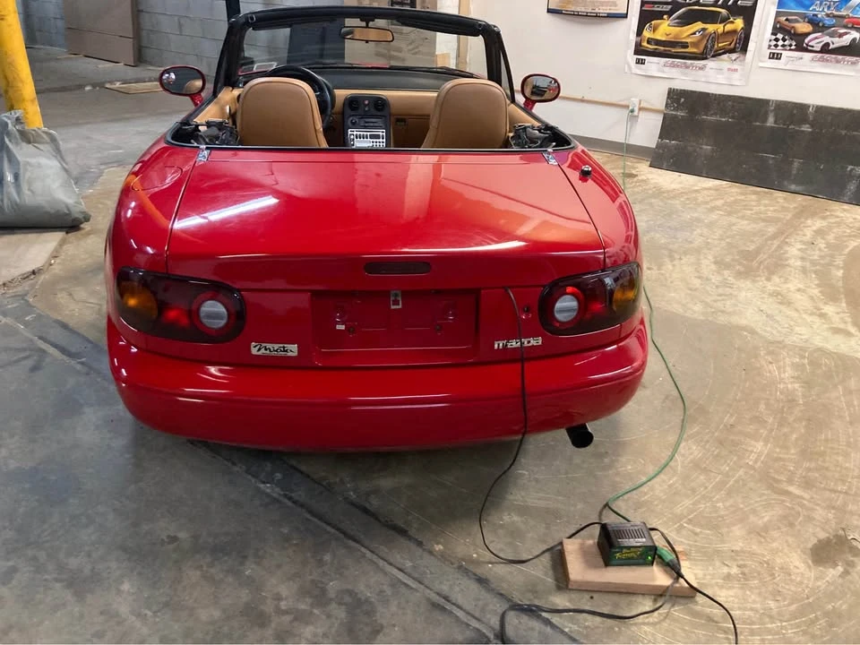 1993 Mazda NA MX-5 Miata - Image 4 of 15