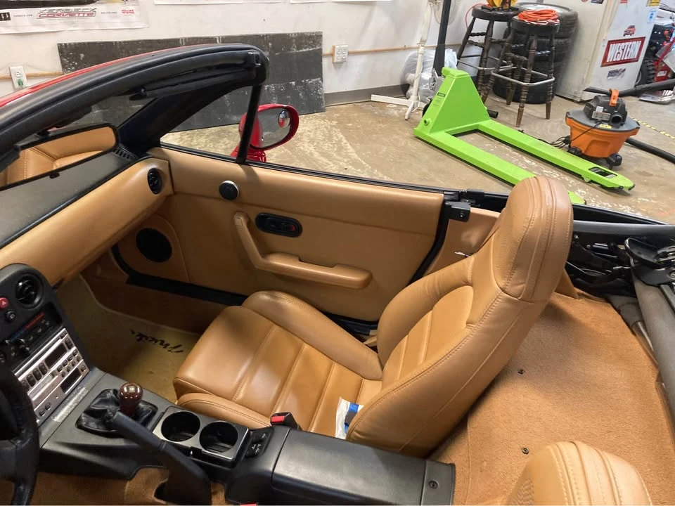1993 Mazda NA MX-5 Miata - Image 10 of 15