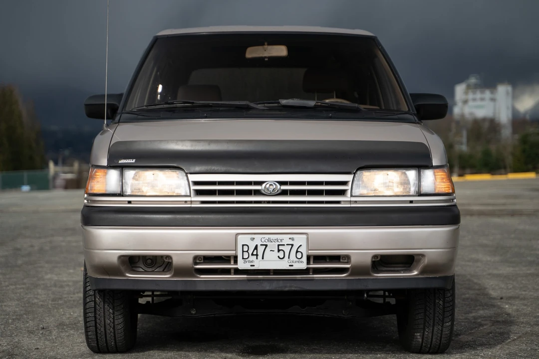 1993 Mazda MPV 1st Gen - Image 10 of 31