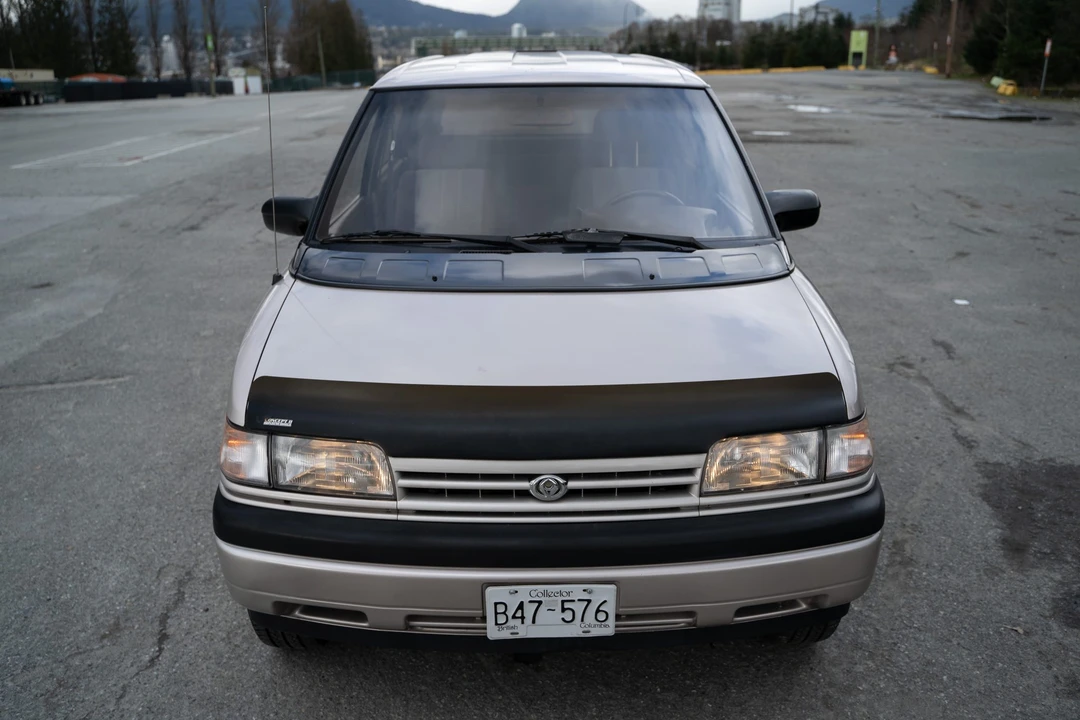 1993 Mazda MPV 1st Gen - Image 8 of 31