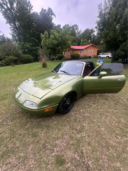 1993 Mazda NA MX-5 Miata - Image 11 of 12