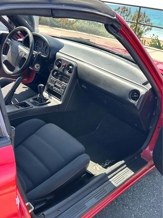 1993 Mazda NA MX-5 Miata - Image 14 of 16