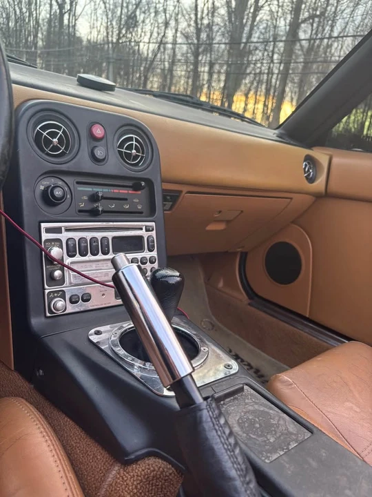 1993 Mazda NA MX-5 Miata - Image 16 of 18