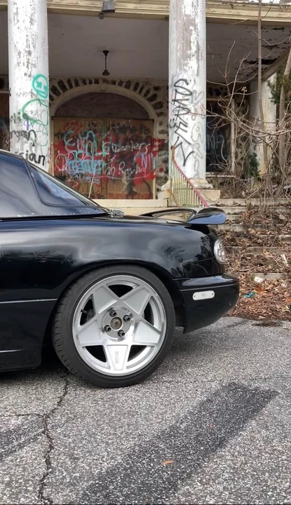 1993 Mazda NA MX-5 Miata - Image 6 of 18