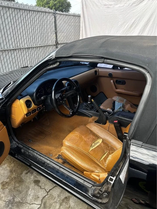 1993 Mazda NA MX-5 Miata - Image 8 of 10