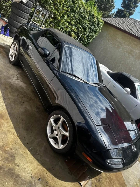 1993 Mazda NA MX-5 Miata - Image 3 of 10