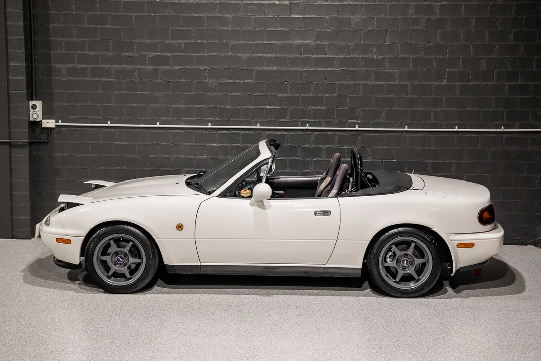 1993 Mazda NA MX-5 Miata - Image 4 of 31