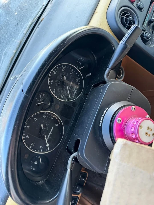 1993 Mazda NA MX-5 Miata - Image 10 of 20