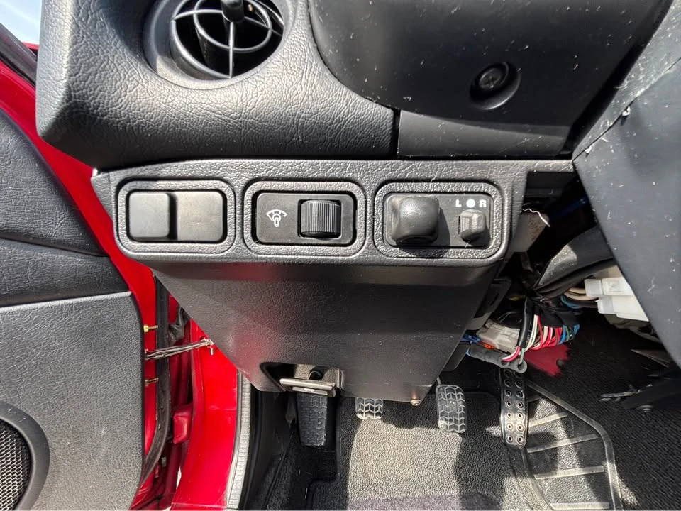 1993 Mazda NA MX-5 Miata - Image 12 of 17