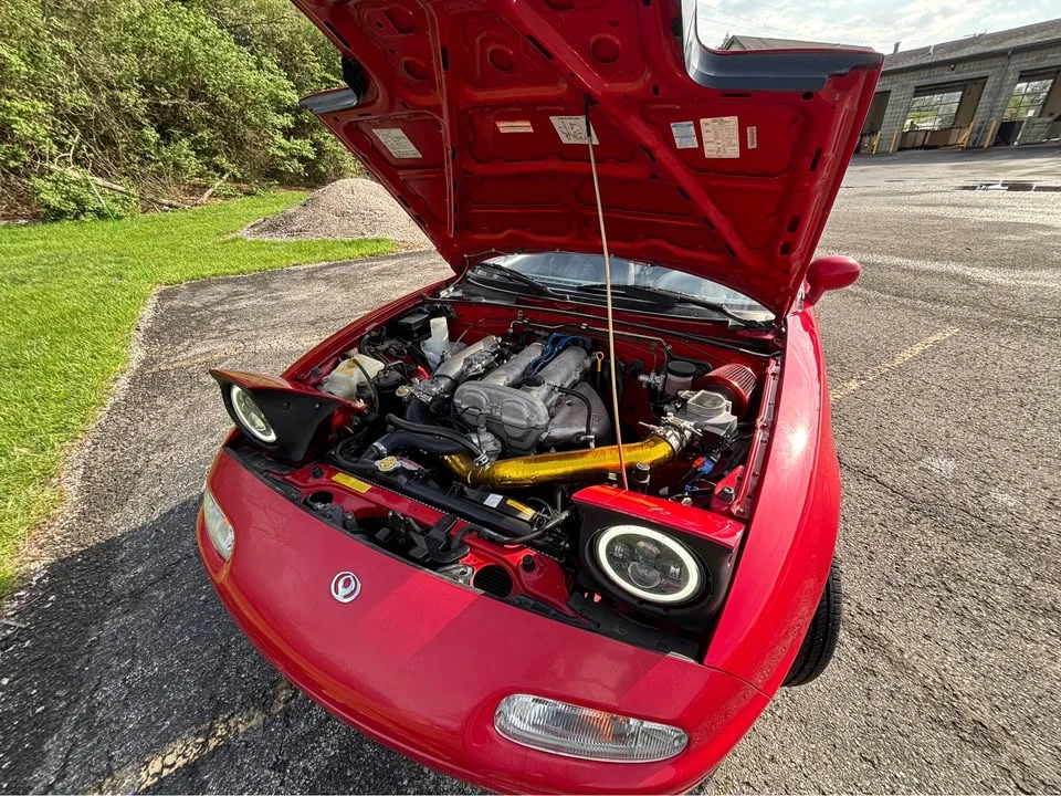 1993 Mazda NA MX-5 Miata - Image 9 of 17