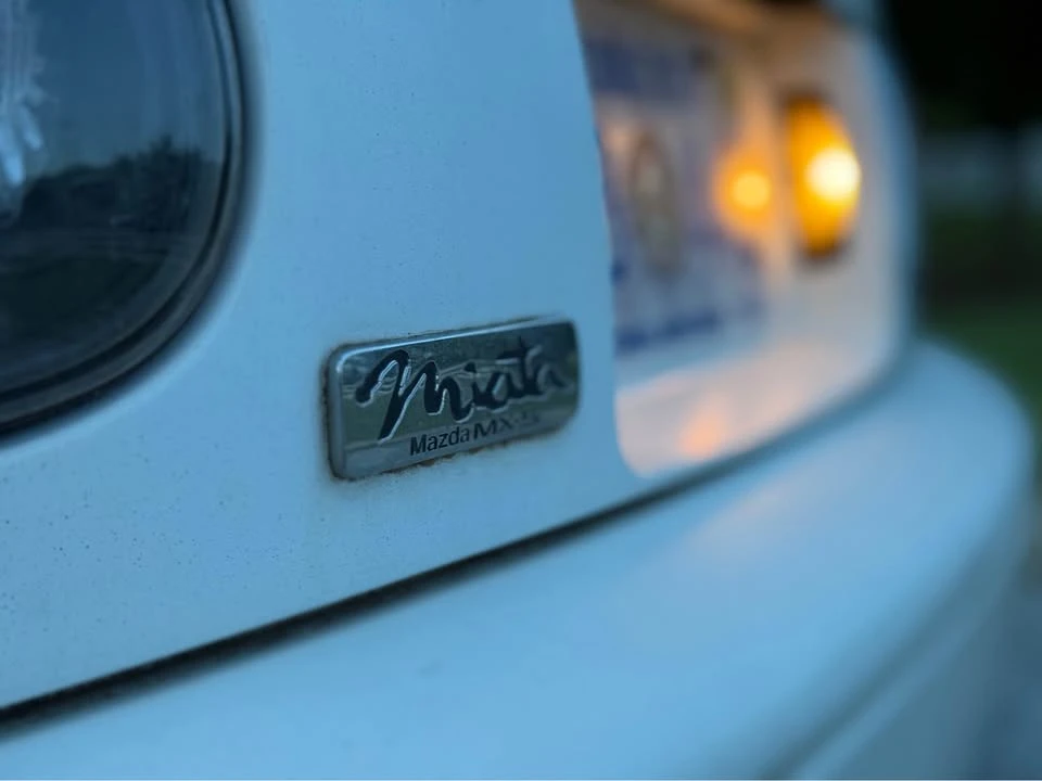 1993 Mazda NA MX-5 Miata - Image 8 of 18