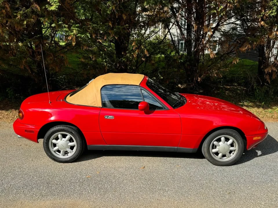 1993 Mazda NA MX-5 Miata - Image 15 of 20