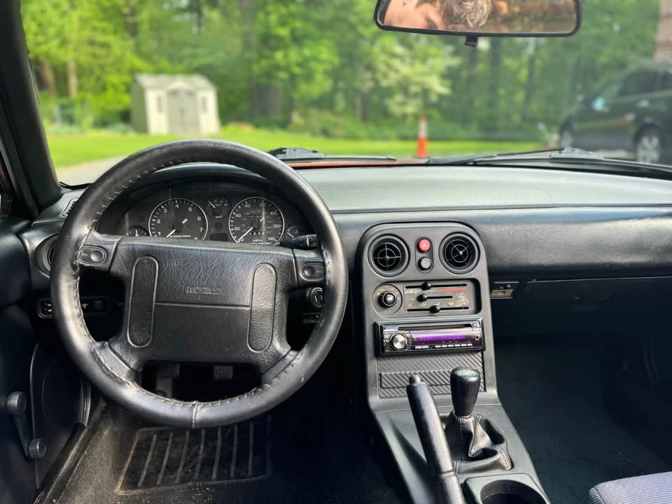 1993 Mazda NA MX-5 Miata - Image 18 of 20