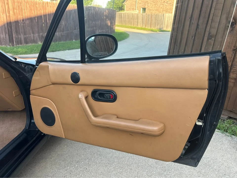 1993 Mazda NA MX-5 Miata - Image 7 of 20