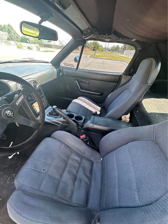 1993 Mazda NA MX-5 Miata - Image 19 of 19