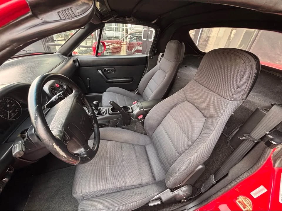1993 Mazda NA MX-5 Miata - Image 13 of 13