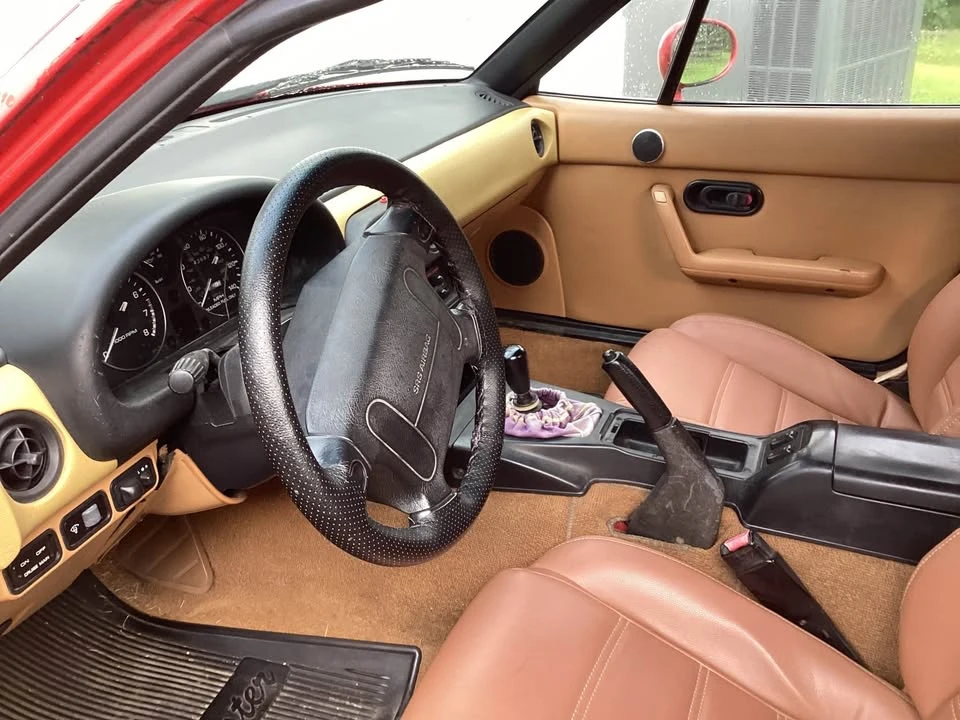 1993 Mazda NA MX-5 Miata - Image 4 of 8