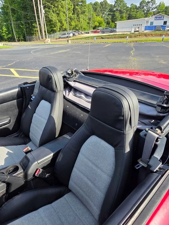 1993 Mazda NA MX-5 Miata - Image 9 of 13