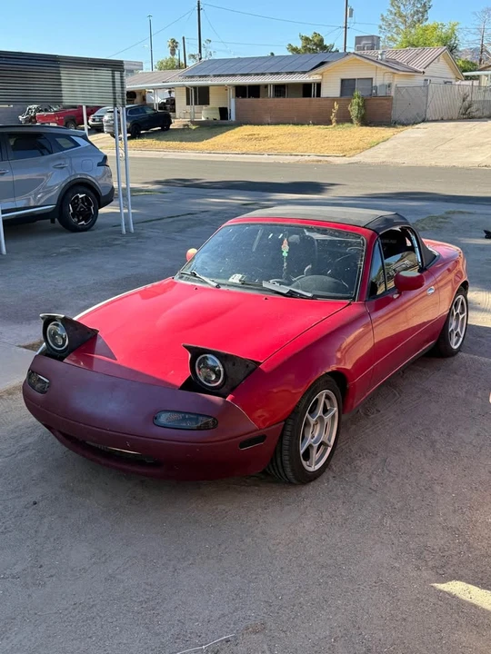 1993 Mazda NA MX-5 Miata - Image 6 of 11
