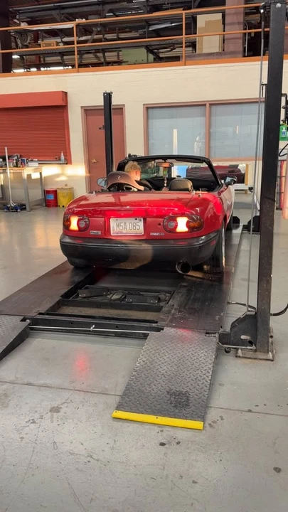 1993 Mazda NA MX-5 Miata - Image 11 of 11