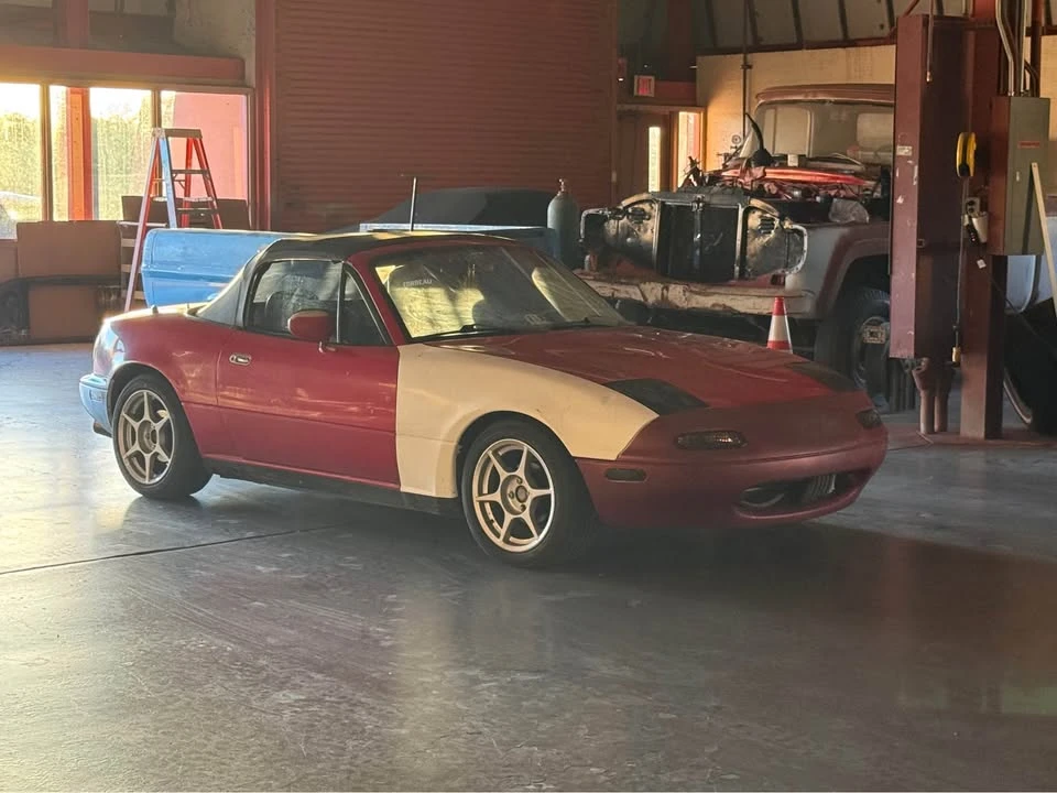 1993 Mazda NA MX-5 Miata - Image 10 of 11