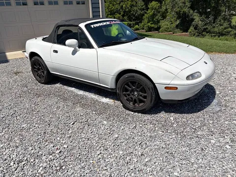 1993 Mazda MX-5 Convertible 2D