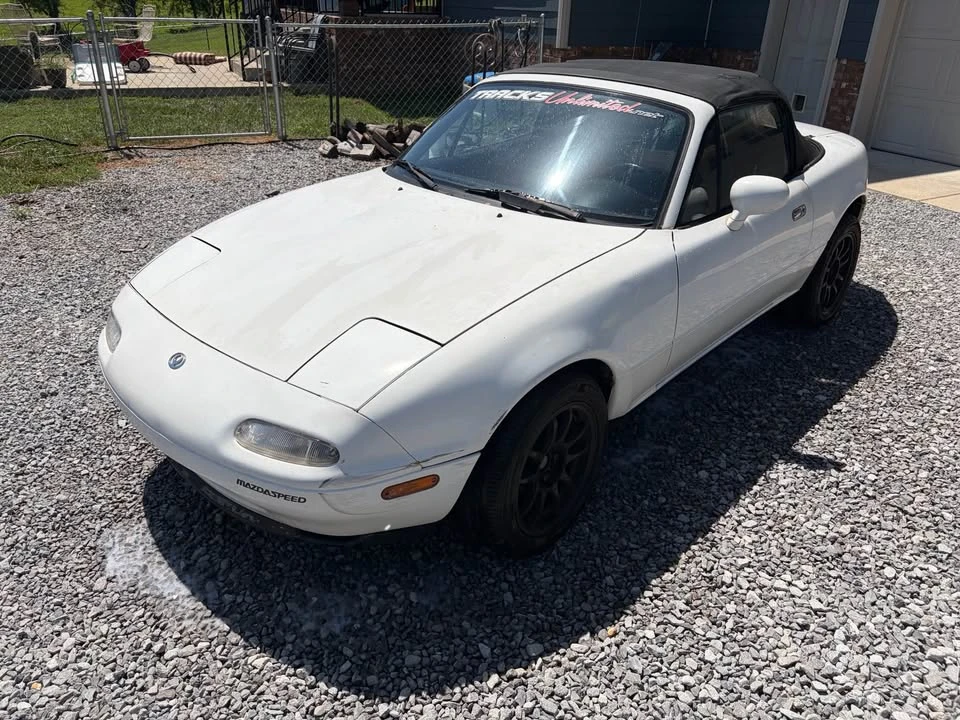 1993 Mazda NA MX-5 Miata - Image 2 of 13